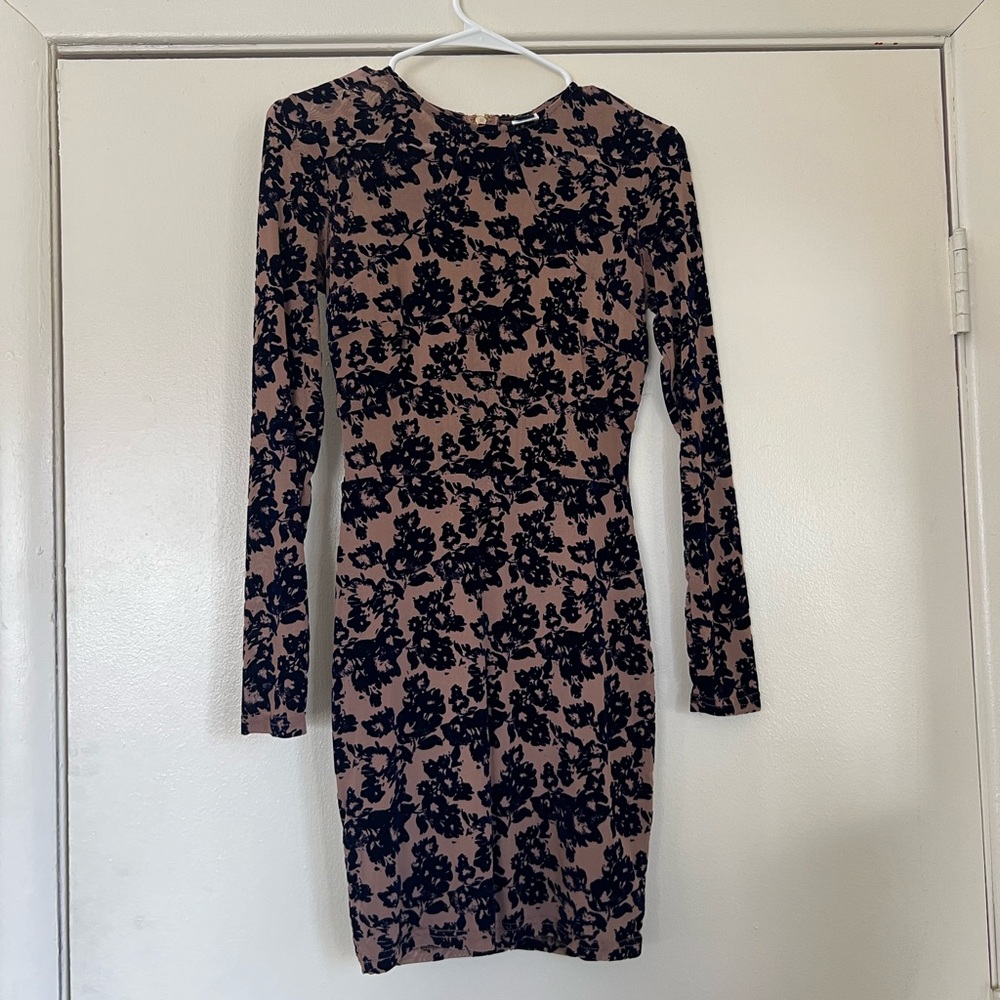 Navy& Nude Bodycon Longsleeve Dress